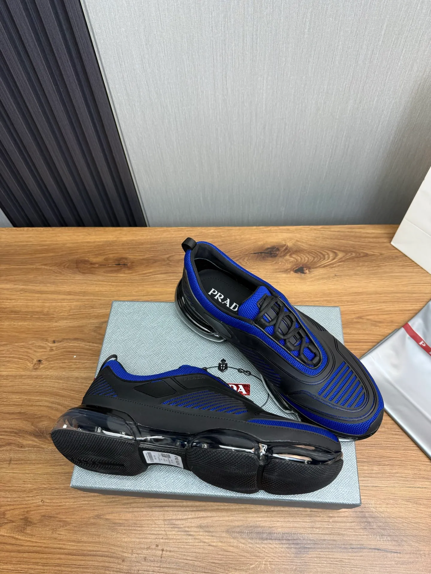 Men's shoes 💰640💰 [PRADA] Men's shoes are popular in the counter, high-quality shipments ✔️Official website synchronization, original fly-woven epoxy fabric + cowhide lining, 1⃣️ to 1⃣️ replica, original air-cushion original bottom, 38-45 (one size larger)